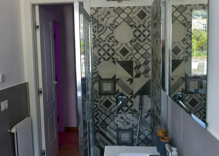 Allegra - De Vivo Realty Di Sorrento Meta